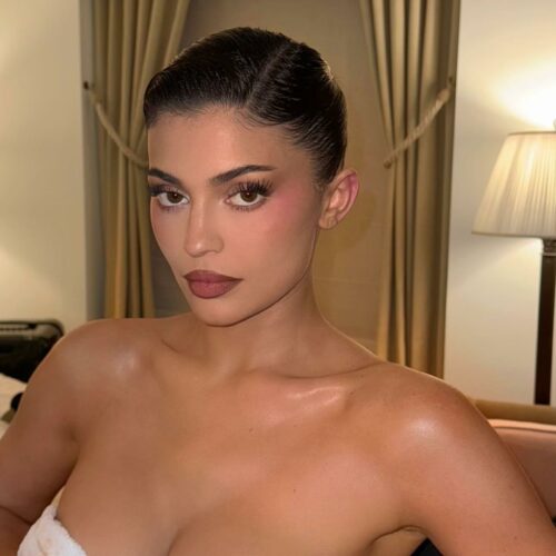 Kylie Jenner’s Towel Moment: What Cosmic Forces Are Behind This Unfiltered, Busty Shockwave?