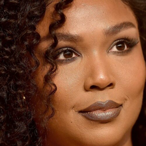 Lizzo’s Hair Glow-Up Has Beyoncé Fans Shook—Is the Queen Passing the Torch or Starting a Secret Style War?