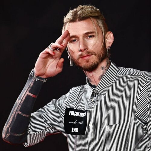 Machine Gun Kelly Just Dropped a Pic of His Baby Girl That’s So Cute, Even Your Cold Heart Might Melt—But There’s a Cosmic Twist You Didn’t See Coming!