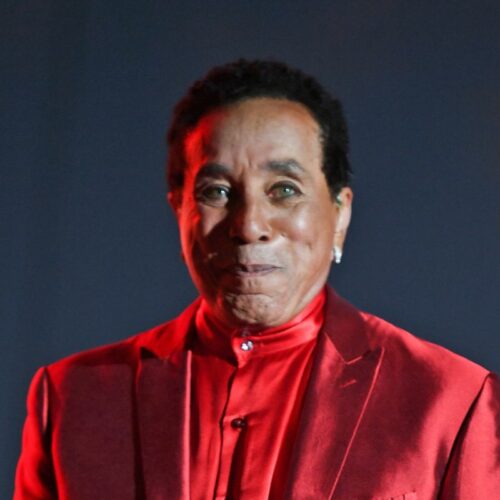 Smokey Robinson’s $50M Lawsuit Drama: Legal Team Calls It a “Media Circus”—But What’s Really Going On Behind the Curtain?