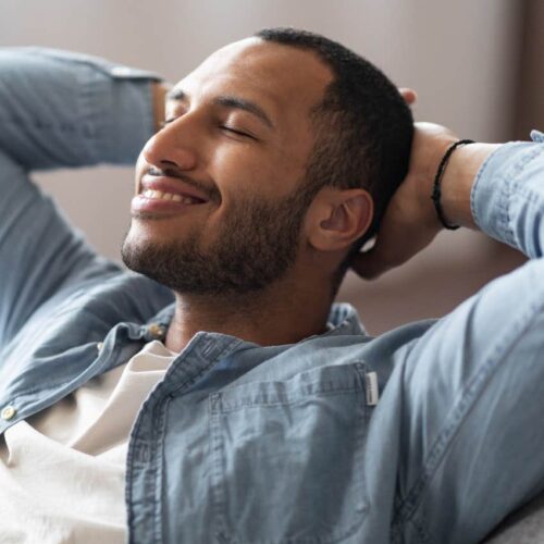 10 Surprisingly Simple Habits Anxiety Sufferers Swear By—And No, Meds Aren’t One of Them!