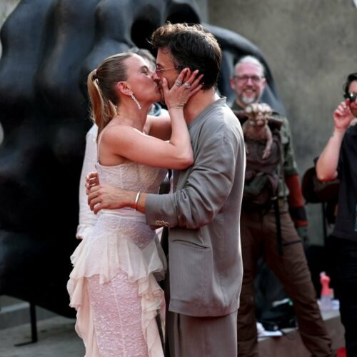 Colin Jost Left Speechless as Scarlett Johansson’s Sizzling Kiss with Jonathan Bailey Sparks a Frenzy—What the Stars Reveal About This Scandal!