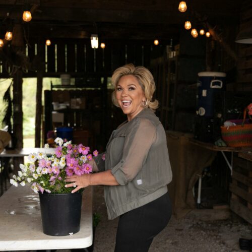 Julie Chrisley Breaks Silence: Heartbreak Behind Bars and the Milestones She’ll Never Get Back—Is This the End of Her Star-Studded Life?