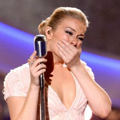 LeAnn Rimes Drops More Than Jaws: Teeth Take a Surprise Exit Mid-Song—What’s Really Behind This Shocking Stage Exit?