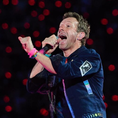 Chris Martin Drops a Jaw-Dropping Bombshell at Gig — What He Said After That Viral CEO Clip Will Blow You Away!