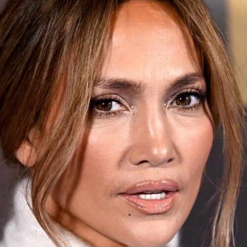 Jennifer Lopez’s Wardrobe Malfunction Leaves Her Channeling Every Nightmarish “Oops” Moment—And You Won’t Believe What Happened Next!