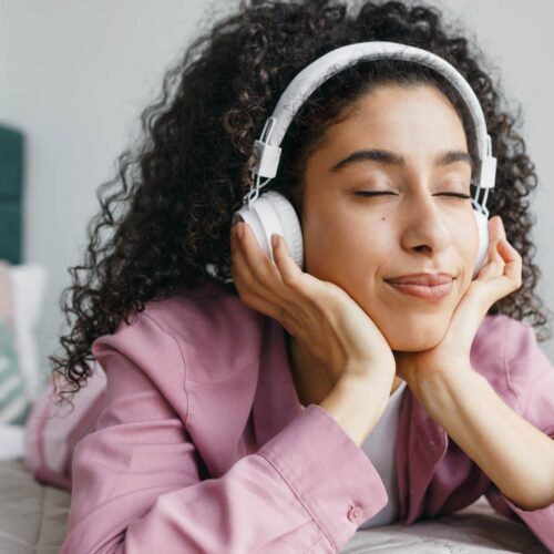 11 Everyday Chill-Out Tricks That Totally Drive Brainiacs Crazy — Guess Which Ones Ruin Their Zen!