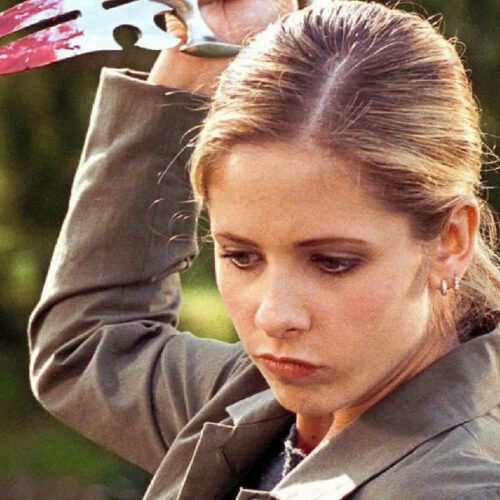 “Buffy’s Back, But Wait—Is Sarah Michelle Gellar Hiding a Dark New Secret on Set? Astrology Says ‘Brace Yourself!’”