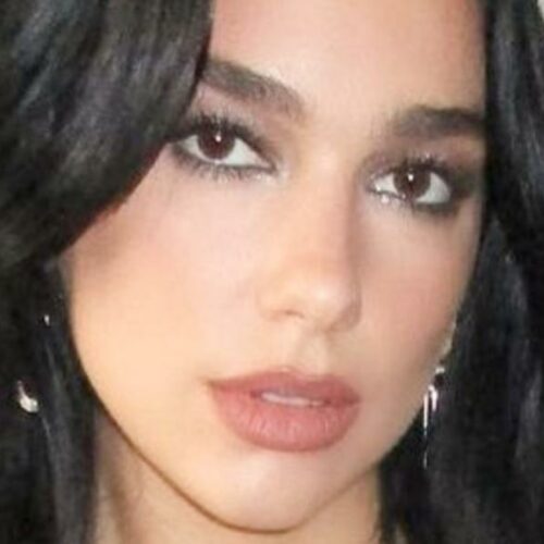 Dua Lipa’s Bikini Reveal Sparks Hilarious “Where’s Your Six Pack?” Mystery — Is Mercury in Retrograde or Just Snarky Fans?