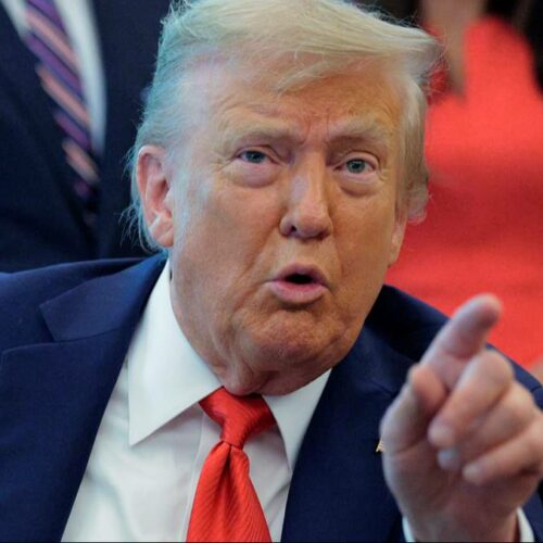 Trump’s “Greatest President” Boast Gets Vaporized by Governor’s Savage One-Word Mic Drop—You Won’t Believe It!