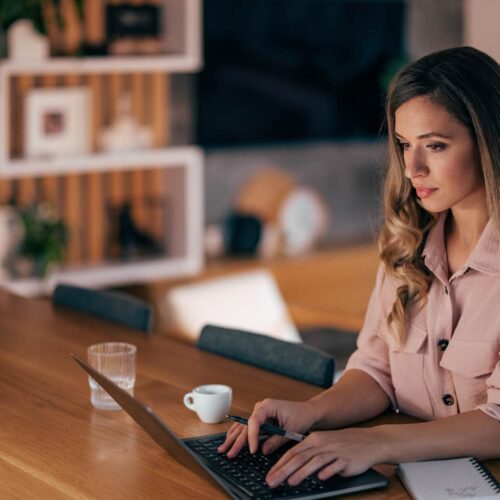 11 Mind-Blowing Reasons These Boss Moms Choose Boardrooms Over Baby Bottles — And You Won’t Believe Number 7!
