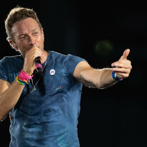 Chris Martin’s Wembley Move Sparks Wild Debate—Did He Just Drop a Cosmic Bomb on His Two Israeli Fans?