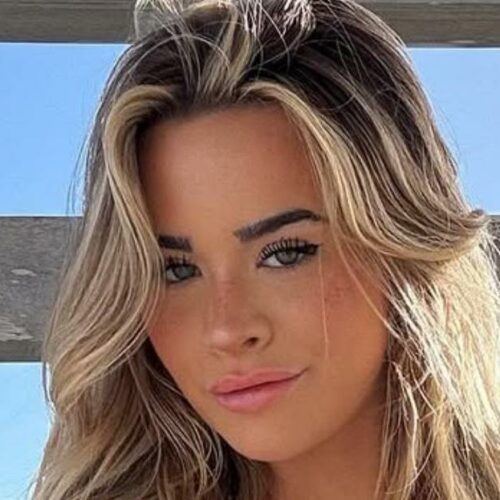 Emily Elizabeth’s Bikini Is So Tiny It’s Raising Thermometer—and Eyebrows: Can You Guess What She Said When Asked ‘Aren’t You Cold?’