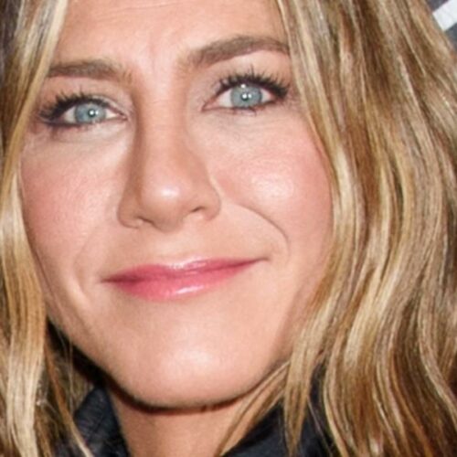 Jennifer Aniston’s Jaw-Dropping Swimsuit Look Sparks Bizarre ‘You Look Like a Man’ Blowup — What’s Really Going On?