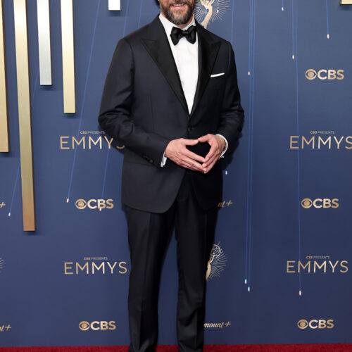 Noah Wyle Rocks a Scrubs Brand Tux at the Emmys—Is Hollywood Ready to Scrub Up Stylin’ or Just Lost a Bet?