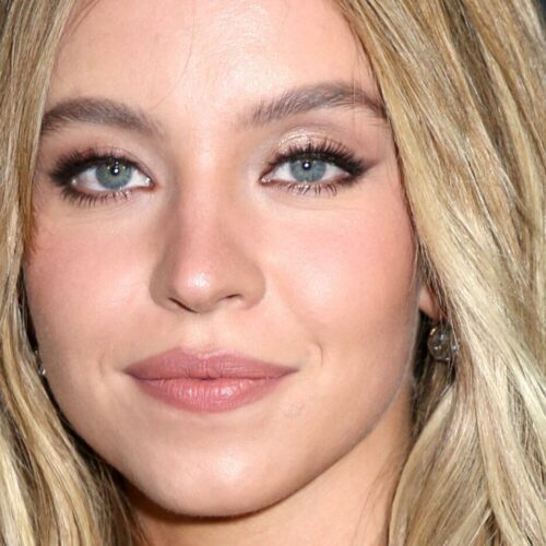 Sydney Sweeney’s Bikini Reveal Has Fans Wondering: Has She Ever Been Fully Dressed in Public?