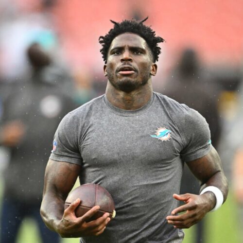 Tyreek Hill’s Latest Court Drama: 8 Domestic Violence Claims Drop Like Mercury in Retrograde—Chaos Ensues!