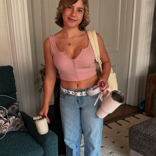 Wait Till You See Pink’s Daughter—Looks So Much Like Her Mom, It’s Like Mother Nature Threw a Time Loop on Her First Day of High School!
