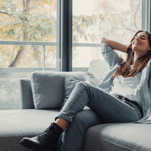 9 Sassy Personality Traits That Secretly Scream "Introvert Here!" — Bet You Didn’t See This Coming!