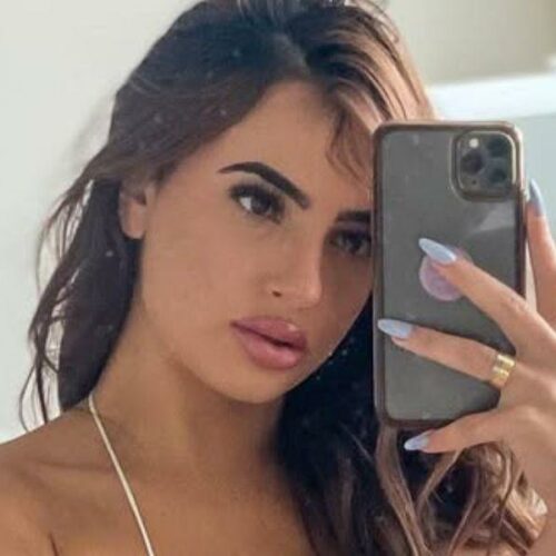Ariana Isabel Just Broke the Internet with a Bikini Pose That’ll Make Even Your Zodiac Sign Jealous—Here’s Why You Can’t Look Away