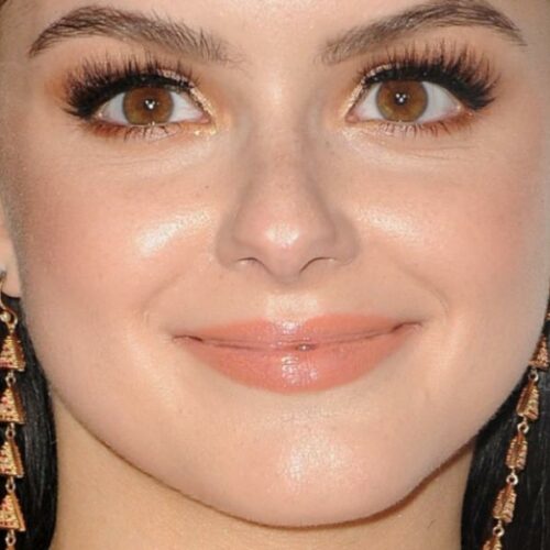 Ariel Winter Drops Jaws in a Plunging Braless Dress—Is This the Zodiac’s Newest Style Icon or Just Plain Unstoppable?