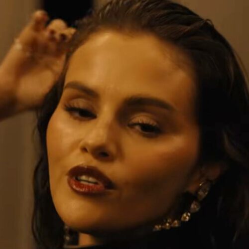 Grimes Goes Full Fierce Mama Bear Mode: Slams Trolls Dragging Selena Gomez Over 'Mystery Makeover' Shenanigans—What’s REALLY Behind That New Look?