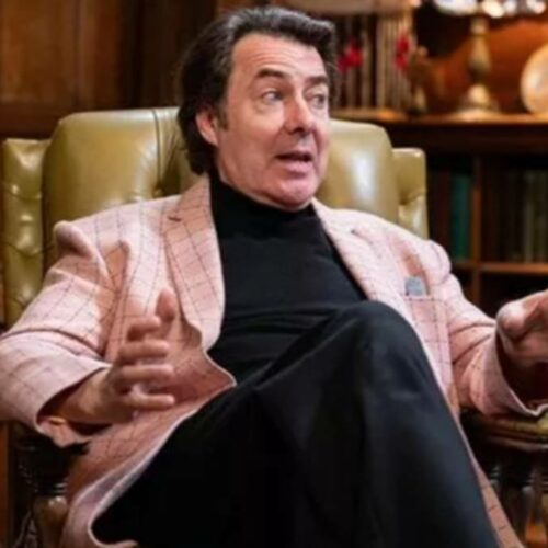 Jonathan Ross Spills the Dark, Mind-Bending Secrets of ‘The Traitors’—And It’s Not What You Think!