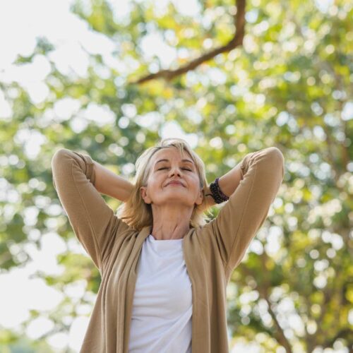 Life’s Biggest Head-Scratchers: 12 Mind-Blowing Contradictions You’ll Only Get Once You’re Older (Trust Me, It’s Wild)