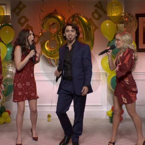 Sabrina Carpenter’s ‘Man’s Best Friend’ Album Cover Sparks SNL Domingo Sketch Comeback—What Are the Stars Saying About This Controversy?