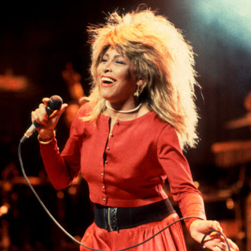 Tina Turner’s Hometown Statue Unveiled—Was It a Tribute or a Cosmic Prank from Mercury Retrograde?