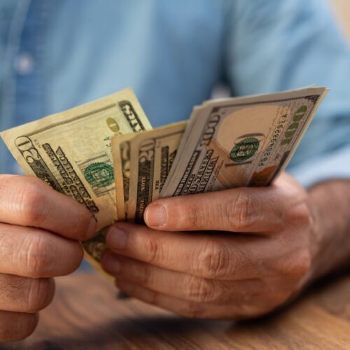 15 Mind-Blowing Money Psychology Facts That’ll Make Your Wallet Question Its Life Choices—No, Seriously!