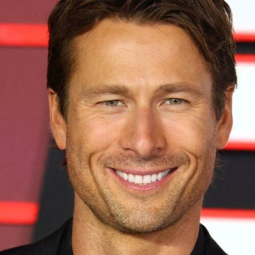 Glen Powell’s Friendsgiving Burger: Culinary Star Alignment or Delicious Disaster? You Decide!