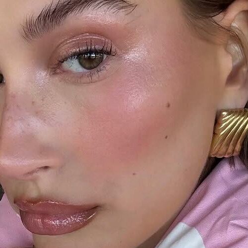 Hailey Bieber’s Thong Bikini Sparks Outrage: Why the Internet Can’t Decide If She’s Radiating Confidence or Committing a ‘Sin’ Against Zodiac Modesty Rules!