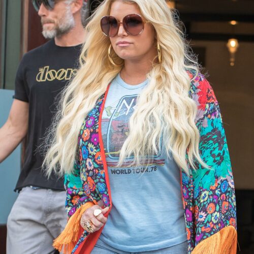 Jessica Simpson’s ‘Family First’ Thanksgiving Sparks Divorce Drama Whispers – Is Eric Johnson Playing the Silent Star?