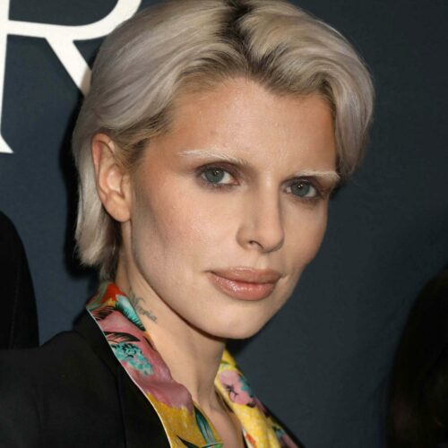 Julia Fox’s Jackie Kennedy Halloween Costume Drama: Defense So Hard It’s Making the Internet Lose It (Again)