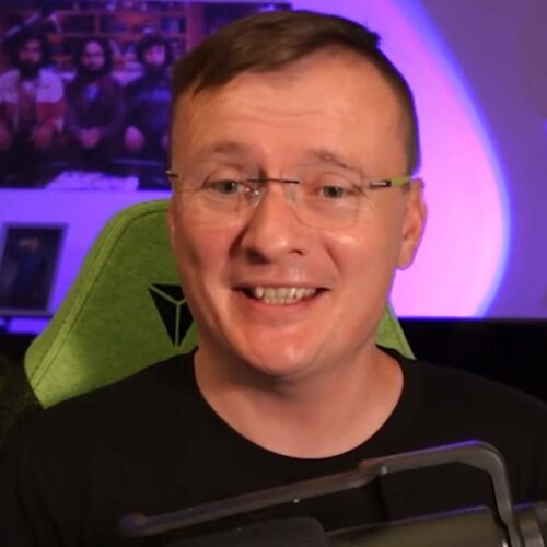 This One Quirky Personality Trait Turns Ordinary Folks into Cult Magnets—And You’ll Never Guess What It Is!