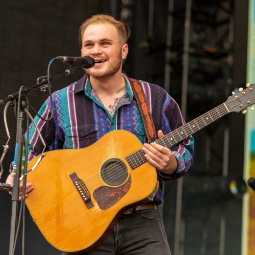 Zach Bryan’s Sudden Sobriety: The Shocking Cosmic Wake-Up Call Behind the Silence