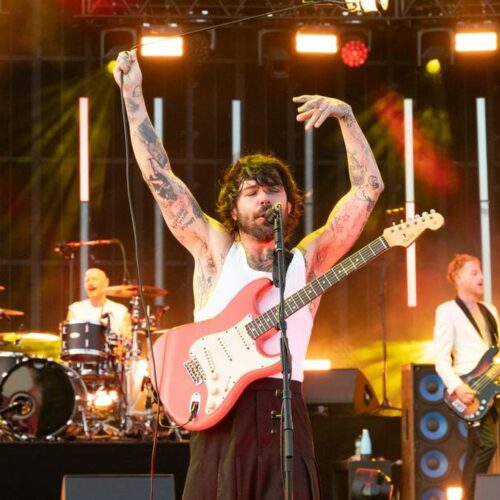 Biffy Clyro’s US Tour Delay Sparks Ticket Frenzy—Astro Fans Swear Mercury’s Doing Mischief Again!