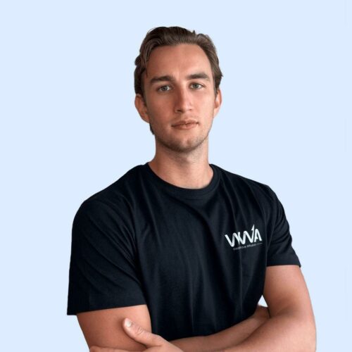 How Did Nomad Millionaire Luuk Halman Turn Cardboard Boxes Into a Fortune? Spoiler: It’s Weirder Than Your Horoscope!