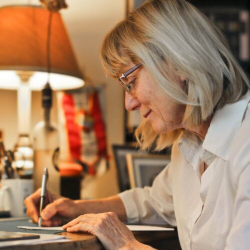 Unlock the Secret Zodiac Club: 11 Surprisingly Rare Personality Traits of People Who Still Send Holiday Cards Every Year—Are You One of Them?