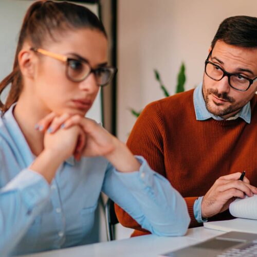 11 Hilariously Obvious Habits That Scream &ldquo;Zero Common Sense&rdquo; &mdash; And Yep, You&rsquo;ve Met That Person Too Many Times