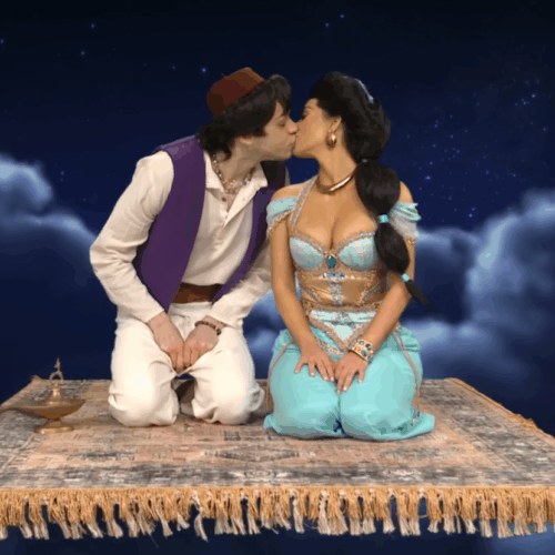 23 SNL Romances That Prove Sometimes the Joke’s on Love—And It’s Hilariously Heartfelt!