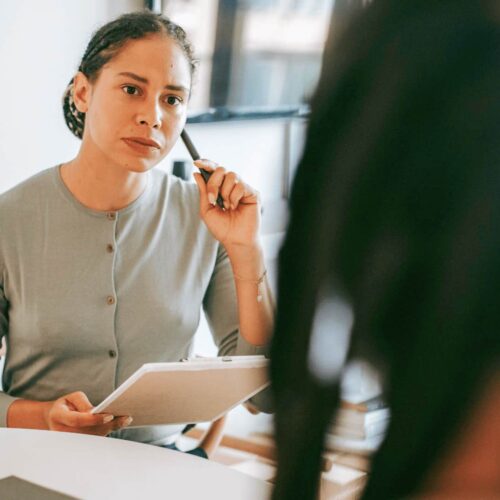 7 Red Flags I Stubbornly Ignored About My Therapist—And Why I’m Still Paying the Price, Mercury Retrograde or Not