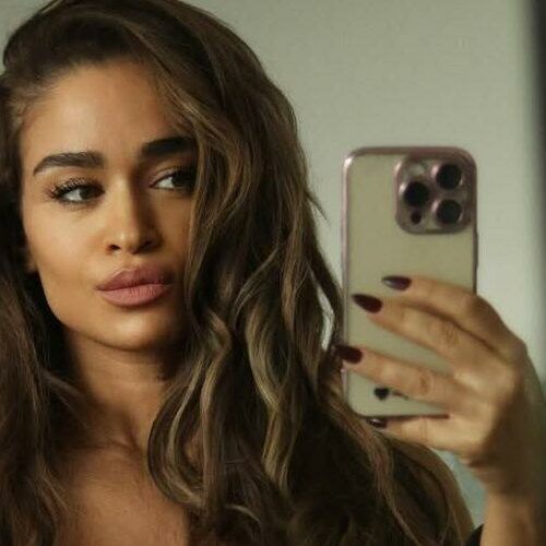 Valeria Ammirato Stuns in Wet T-Shirt and Bikini Bottoms&mdash;Is She Ariel&rsquo;s Twin or the Real Sea Siren We Didn&rsquo;t Know We Needed?