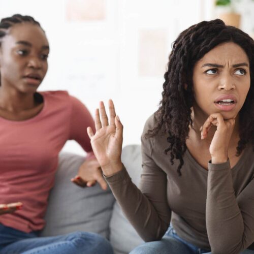 11 Phrases That Reveal When a Woman Secretly Thinks She’s the Queen Bee—Guess Which One Will Blow Your Mind!