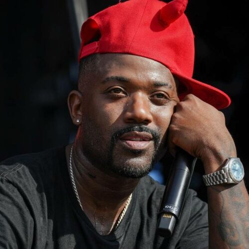 Ray J Bleeds on Stage, Drops Grim Prognosis: Doctors Stumped, Fans Stunned—What’s Really Going On?
