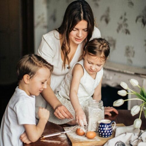 "Divorce Drama: Why Youngsters Think Stay-At-Home Moms Should Cash in on Career Goals Instead of Half the House!"