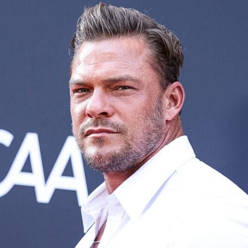 "From Hollywood Heartthrob to Backyard Brawler: Alan Ritchson’s ‘Outrageous’ Showdown Raises Eyebrows!"