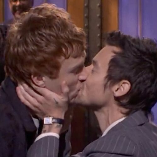 "Harry Styles Turns the Tables: The SNL Monologue That Shatters Queerbaiting Accusations and Leaves Fans Guessing!"