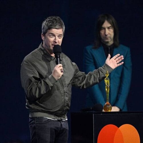 "Noel Gallagher Hits a High Note at the BRITs—Then Gets Hit with a Wave of Booing!"